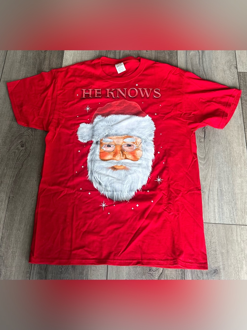 DEC. 25th, size LARGE, RED Santa Graphic Short Sleeve Tee - Holiday Crewneck